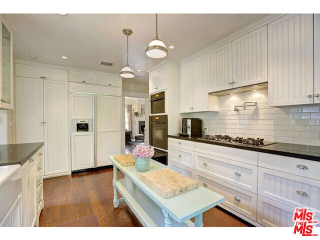 Building Photo - 334 Oceano Dr