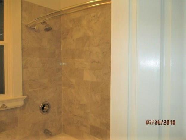 Building Photo - 7701 Jeannette St