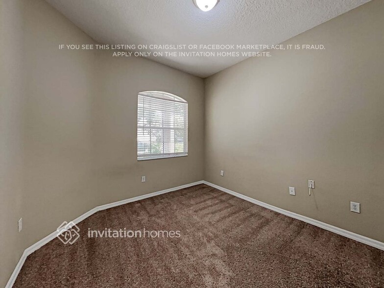 Building Photo - 652 Newhall Ln