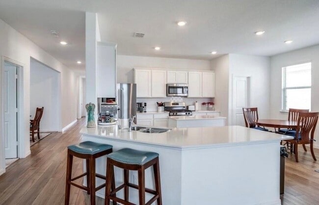 Building Photo - 8424 Gray Squirrel Ln.