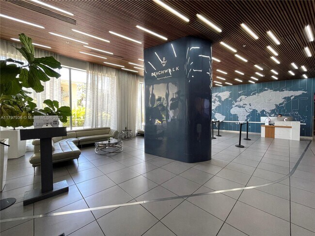 Building Photo - 2600 E Hallandale Beach Blvd