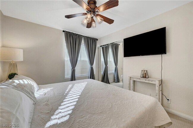 Building Photo - 1405 Sunblush Ln