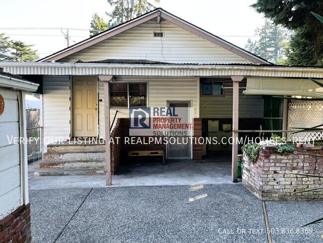 Building Photo - 10015 NE Wygant St