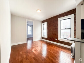 Building Photo - 304 W 151st St