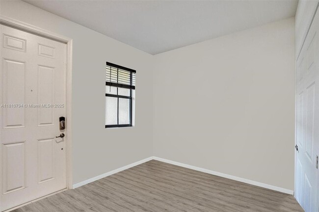 Building Photo - 4659 Silver Saw Ln