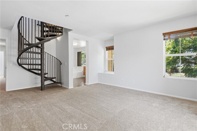 Building Photo - 15 Platinum Cir