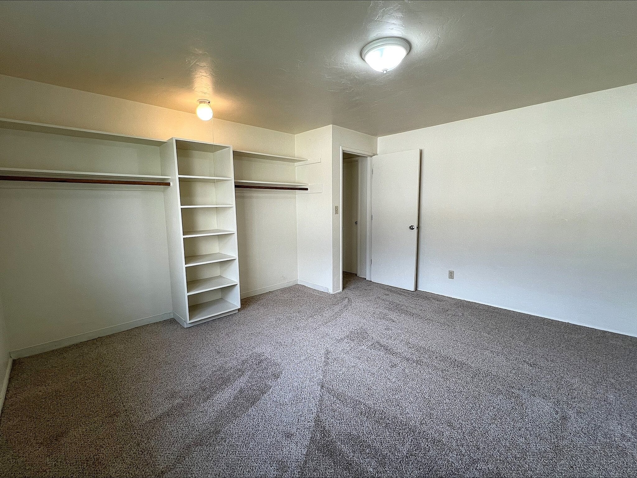 Building Photo - 810 NW 23rd St