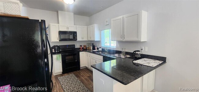 Building Photo - 29574 Woodpark Cir