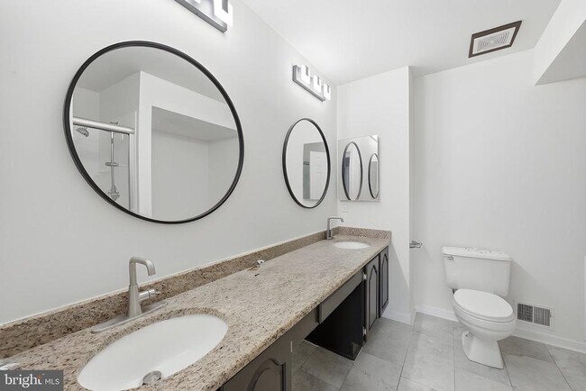 Building Photo - 10153 Turnberry Pl