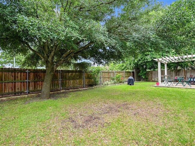 Building Photo - 6313 Ken Caryl Dr