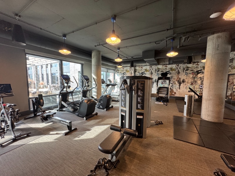 Building Photo - 736 N Aberdeen St