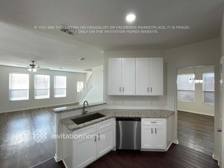 Building Photo - 19115 Badger Ct