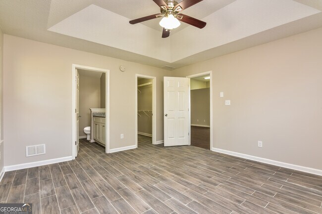 Building Photo - 1127 E Briar Gate Ct