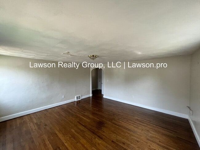 Building Photo - Fauquier 1022-1024
