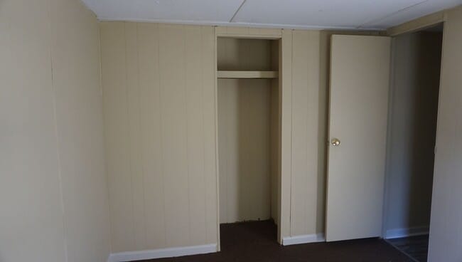 Building Photo - Mobile Home in Cook County