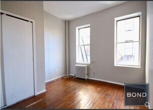 Building Photo - 543 E 5th St