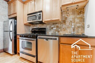 Building Photo - 2920 W Cullom Ave