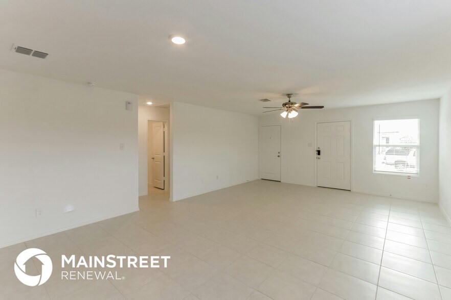 Building Photo - 3101 Helix Bay Dr