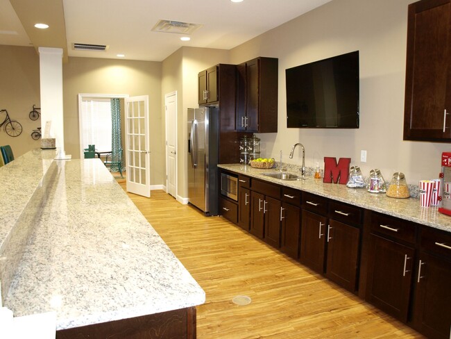 Building Photo - B4 | 2 Bed 2 Bath | 1276 sf