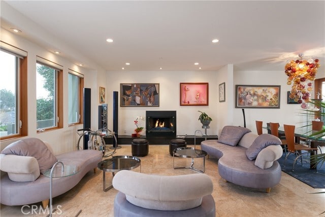 Building Photo - 19631 Crestknoll Dr