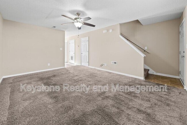 Building Photo - 816 Oak Arbor Ct
