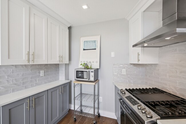 Building Photo - 120 Sherman Ave