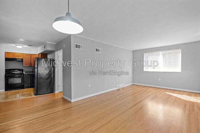 Building Photo - 2507 S Big Bend Blvd