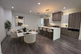 Building Photo - 3525 Normandy Ave