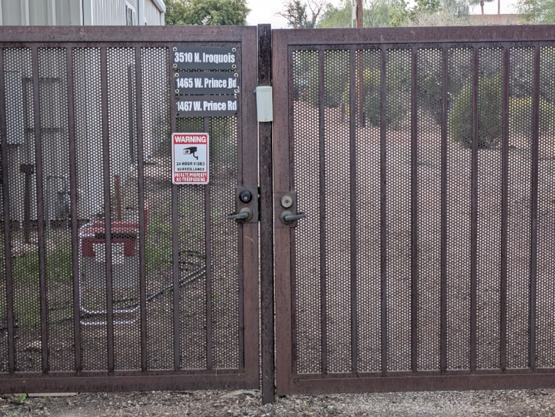 Building Photo - 1465 W Prince Rd