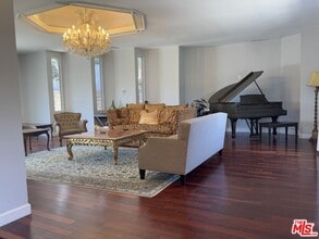 Building Photo - 911 Teakwood Rd