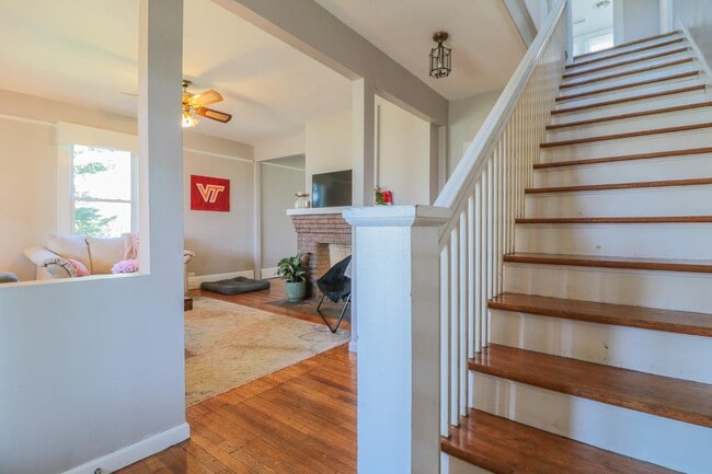 Building Photo - 3342 Yellow Sulphur Rd