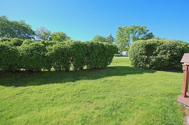 Building Photo - 2684 Waterford Ct