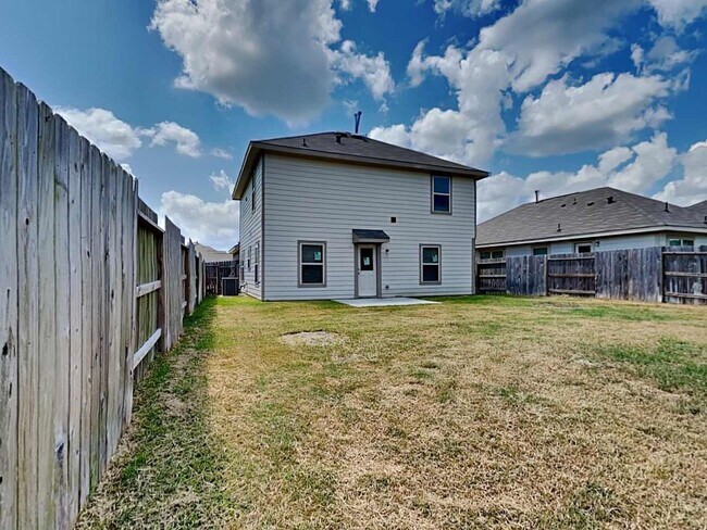 Building Photo - 18835 Wembley Vis Trl