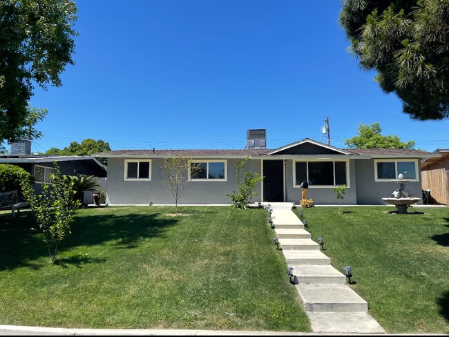 Primary Photo - 1008 Radcliffe Ave