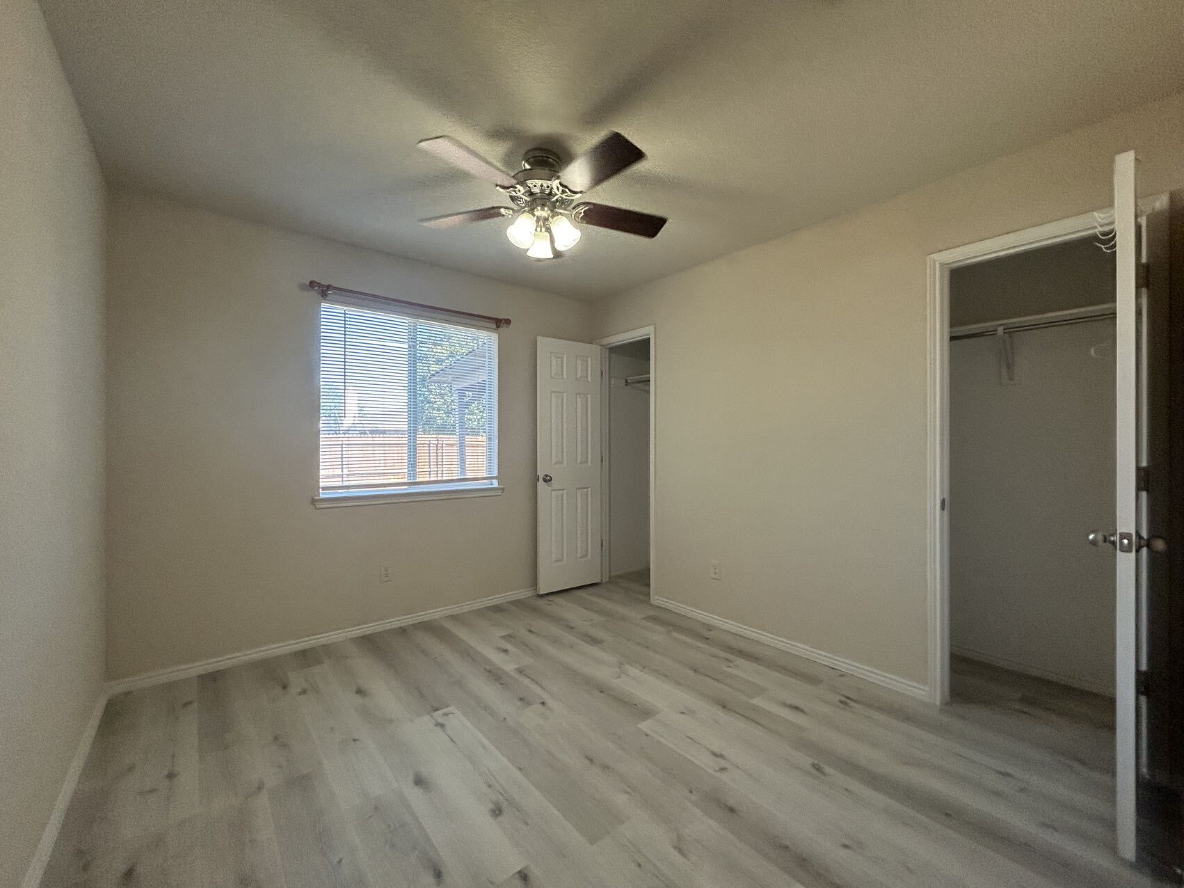Building Photo - 9213 Centennial Dr