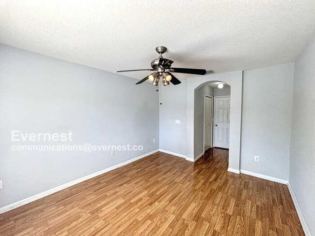 Building Photo - 18106 Nassau Point Dr