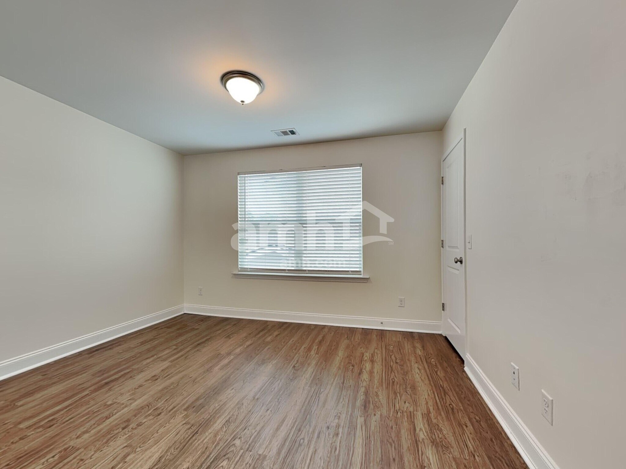 Building Photo - 25 Crabapple Cir