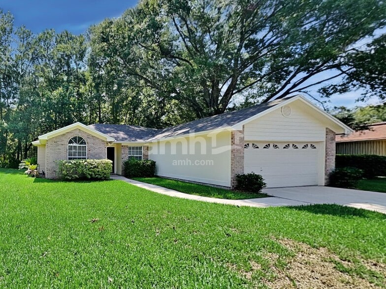 Primary Photo - 2175 Hovington Cir E