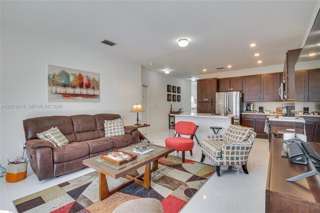 Building Photo - 3751 SW 97th Ave