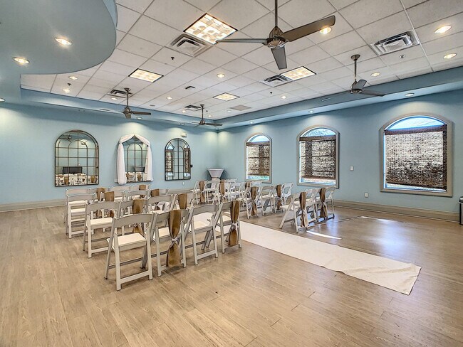Building Photo - 580 Pebble Beach Dr