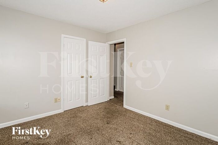 Building Photo - 6045 Holly Heights Cove