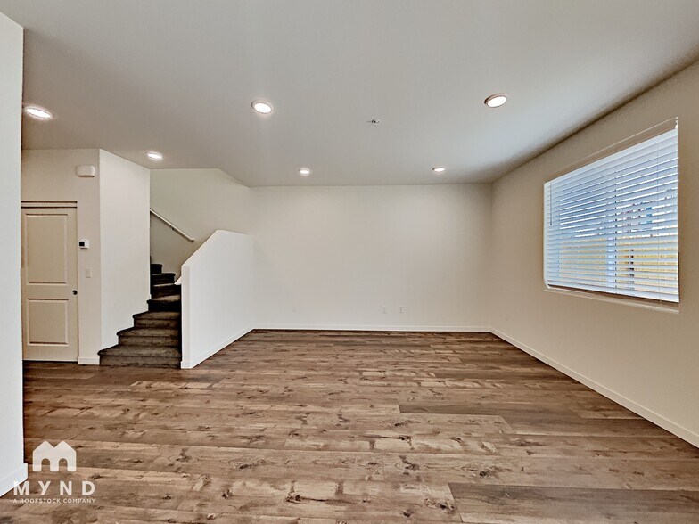 Building Photo - 4873 Black Falcon Wy