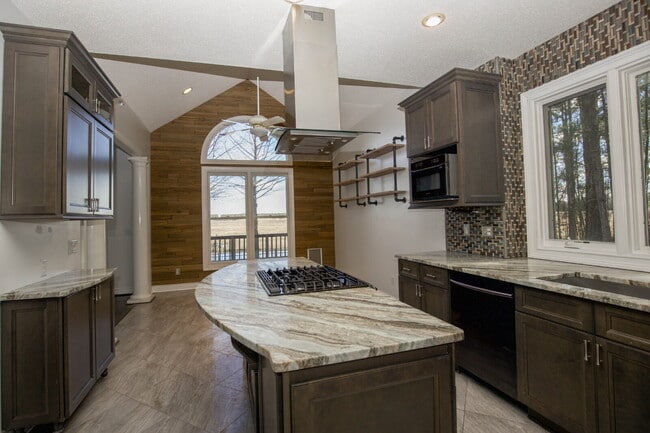 Building Photo - "Modern 3-Bedroom Home with 3 Full Bathrooms and Spacious Living Areas in Vass, NC!"