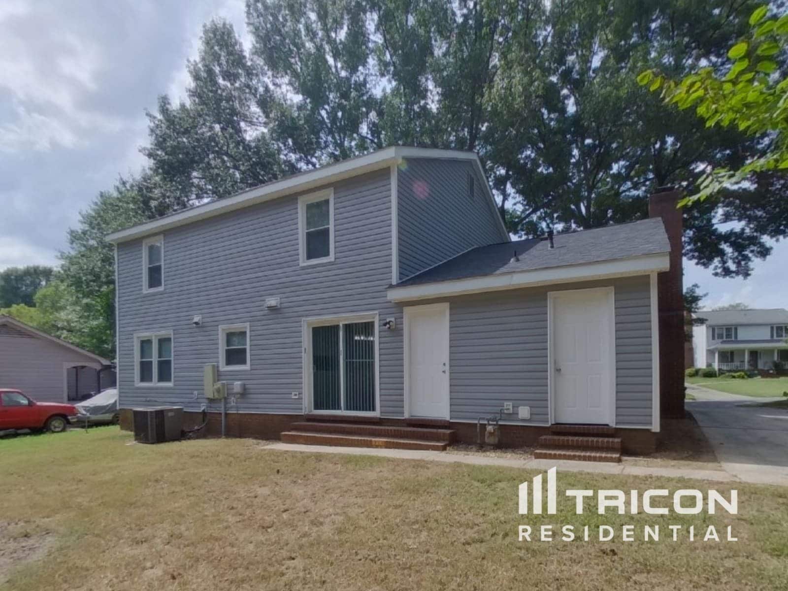 Building Photo - 7418 Palmetto Ct