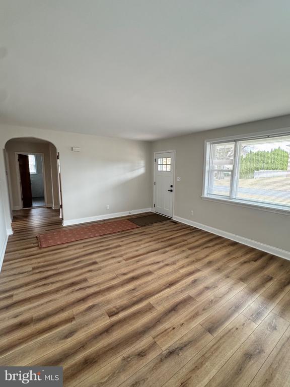 Building Photo - 36 Gravel Hill Rd