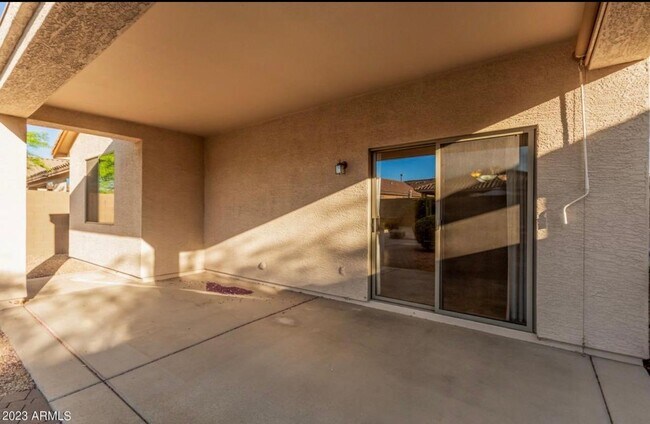 Building Photo - 2530 W Lewis and Clark Trail