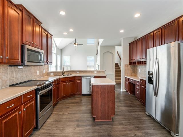 Building Photo - 2313 Campfire Ln