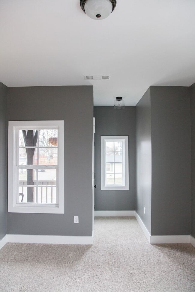 Building Photo - 3 Bed, 3.5 Bath Home w/ 2 Car Garage in East Nashville