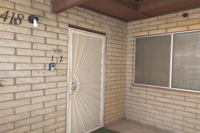 Building Photo - 418 W Pebble Beach Dr