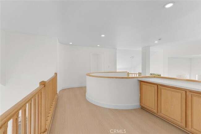 Building Photo - 23234 Valerio St